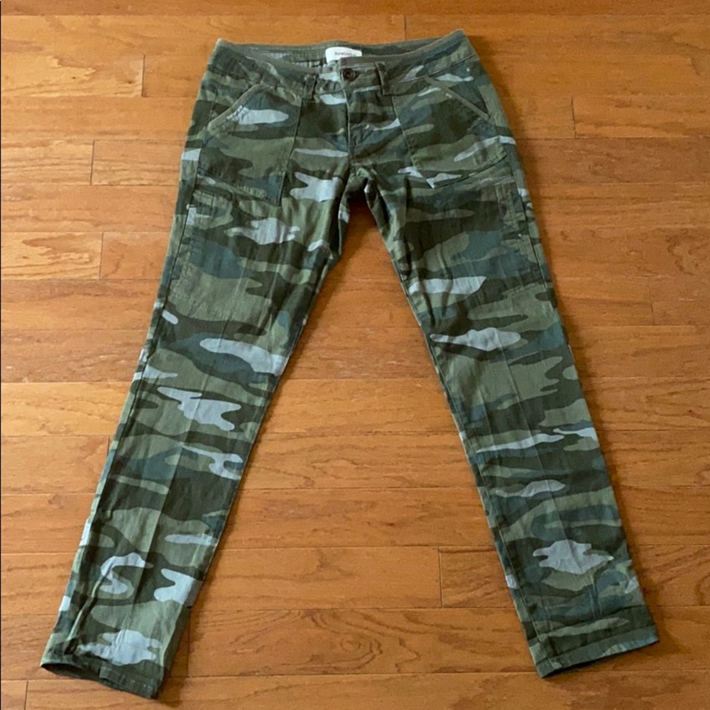 Rewind Camo pants